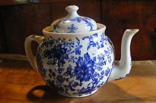 Large Antique Buffalo art teapot #7. Pleasing , not perfect