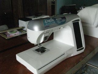  Brother Duetta 4500D Sewing Machine