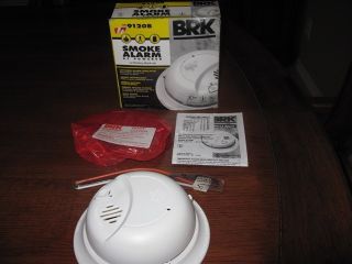 New BRK 9120B Smoke Alarm AC Powered with Battery Back Up