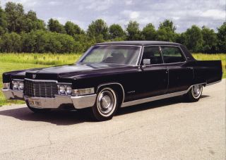 1969 Cadillac Fleetwood Brougham 17 300 Were produced Great Photo Ad 