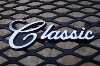 83 92 Cadillac Fleetwood Brougham Classic Emblem Chrome