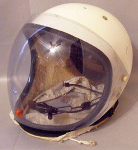 1960s US Air Force Vintage Vietnam Pilots High Altitude Flight Helmet 