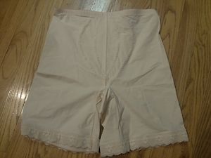Vintage Playtex I Cant Believe Its A Girdle Style #2509 Beige Size 