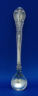   Solid Sterling Silver 37  Chantilly  Salt Spoon 