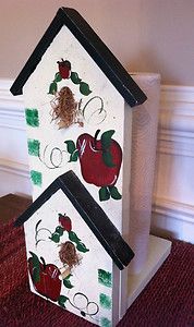 Birdhouse Wood Paper Towel Holder w Apples