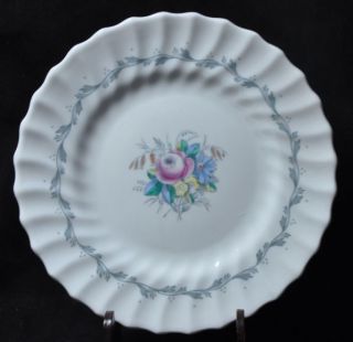  Plates in the CHELSEA pattern featuring a center rose & wild flower 
