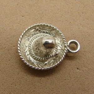   Silver Small Mexico Sombrero Hat Souvenir Bracelet Charm