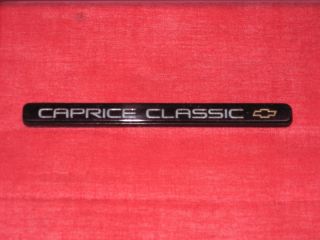 Chevrolet Chevy Caprice Classic with Logo Dash Emblem 94 95 96