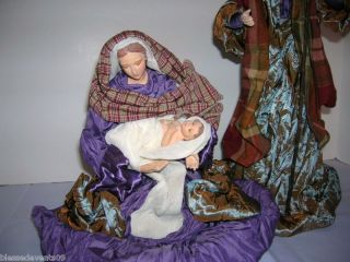 Christmas Nativity Holy Family 3Jesus 8 Mary Figures RAZ Imports