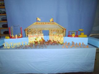 MARX SUPER CIRCUS 4319 PLAYSET WITH OVER 100 PIECES AND A BOX