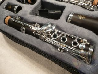 Buffet E11 France BB Clarinet Outfit Silver Keys Inspected Tested