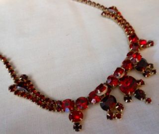 Beautiful Gold Tone Cluster Red Rhinestone Necklace Costume Jewelry