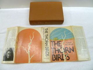 The Thorn Birds Colleen McCullough 1977 First Edition First Printing