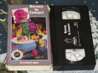 BARNEY IN CONCERT VHS VIDEO BABY BOP 21 SONGS MAJESTIC THEATER OLD
