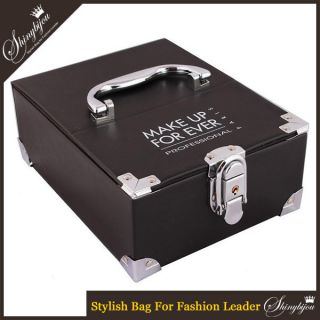 Luxe Lockable Travel Cosmetics Makeup Case with Mirror Black