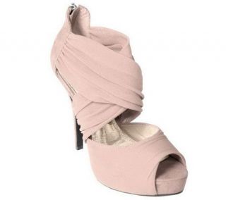 Journee Collection Womens Pleated Front Platform Heels —