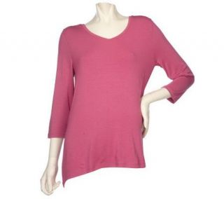 Motto 3/4 Sleeve V neck Tunic w/ Three Button Back Detail —