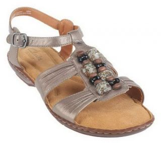 Clarks Artisan Brisk Rosebud Leather T Strap Sandals   A222485