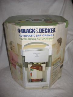 Black and Decker JW200 Automatic Jar Opener Lids Off
