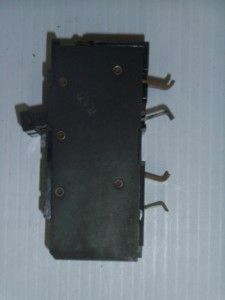 cutler hammer type xo 15a 240v 2p circuit breaker