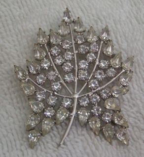 Stunning Vintage B David Signed Diamente Pave Rhinestone Leaf Brooch