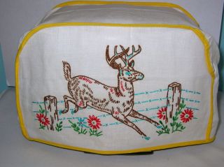 VINTAGE EMBROIDERED TOASTER COVER DEER JUMPING A FENCE NEW 3