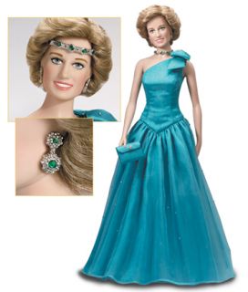 Princess Diana Vinyl Portrait Doll   Aquamarine Silk Organza