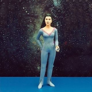 Star Trek Deanna Troi 1 6 Figure Vinyl Model Kit
