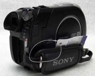 Sony DCR DVD610 Digital DVD Camcorder Video Recorder 60 Days Warranty