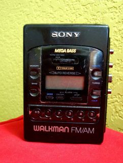 Vintage Sony Wm F2085 Walkman Digital Radio Cassette Player w Dolby B