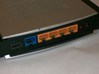  Cisco WRT350N 4 Port Gigabit Wireless N NAS Storage Router