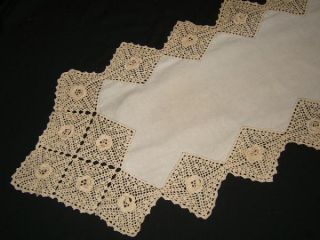 Vintage Antique Embroidered & Crocheted LINEN TABLE RUNNER 14X42
