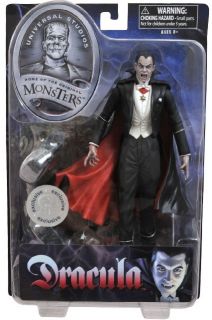 Diamond Select Toys Universal Monsters Count Dracula Exclusive Figure