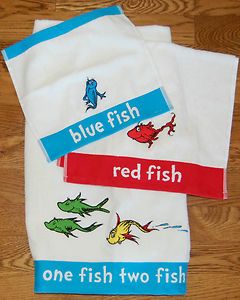  Pottery Barn Dr. Seuss one fish two fish bath, hand and wash towel set