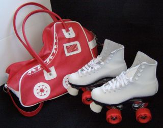 WHITE LEATHER DOMINION CANADA ROLLER SKATES WITH CARRYING BAG *FREE