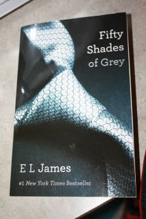 E L James FIFTY SHADES OF GREY book 1