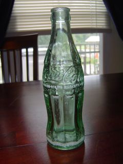  Old Hobbleskirt 6 1 2 FL oz Coca Cola East Hartford Conn Bottle