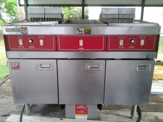 Commercial Vulcan Double Fryer with Filter