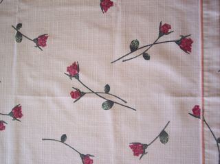 VINTAGE TABLECLOTH TOPPER SQUARE 31 IN X 3I IN CREAM RED ROSES
