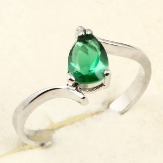  Pear Cut Green Emerald 91 Ring