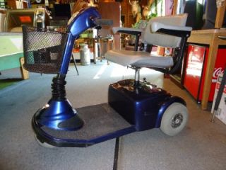 Pride Mobility Three Wheel Electric Scooter 2002 Victory