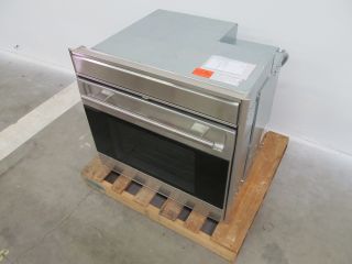 Wolf 30 inch Stainless Steel Single Wall Electric Convection Oven