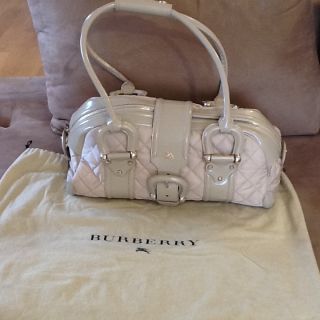 Burberry Edna Satchel Shoulder Handbag Beautiful Cream Color Brand New
