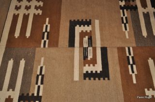  Kelim Mexican Navajo Design Egyptian Kilim Rug Grey and Tan