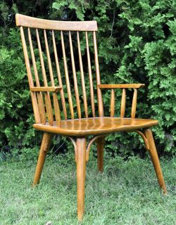  Wooden Decorative Arm Chair Made in China Sturdy