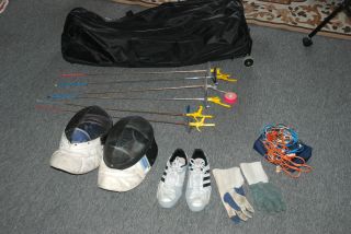  Fencing Equipment Set