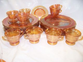 24 Pieces of Federal Glass Normandie Bouquet Lattice Carnival Amber