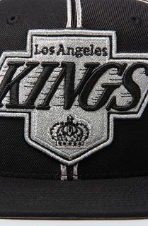Mitchell & Ness The Los Angeles Kings XL Logo Double Soutache Snapback