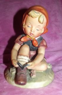 Vintage Erich Stauffer Girl Tying Shoes Open Laces Figurine 8248