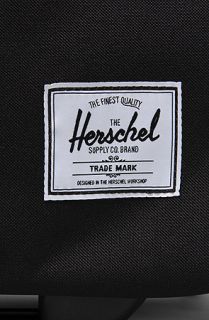 HERSCHEL SUPPLY The Campaign Wheelie Bag in Black
